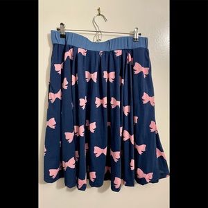 Lularoe XL Madison Skirt Navy Blue with Pink Bows
